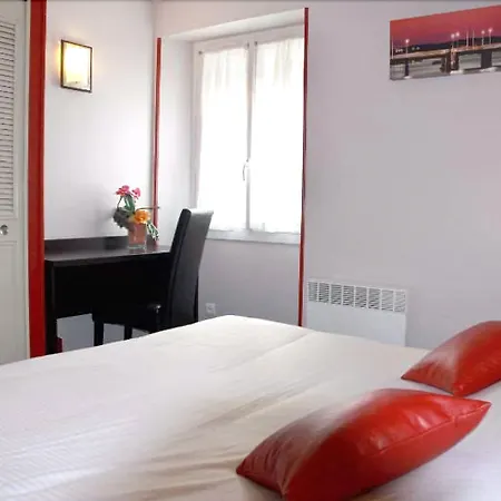 Notre Dame Hotel 3*