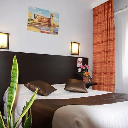 Hotel Notre Dame 3*